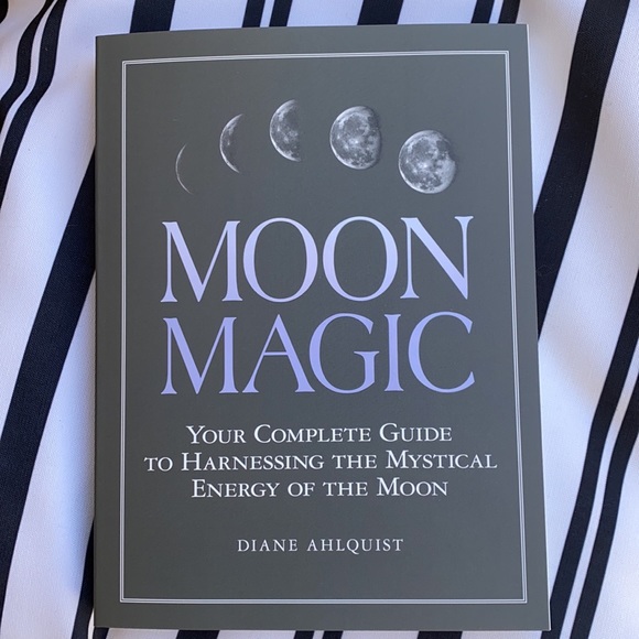 Moon Goddess BUNDLE- Journal, Book, Sage, & Palo Santo - Picture 2 of 10